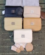 Ladies-Crossbody-Handbag-with-Detachable-Shoulder-Strap- - Image 2